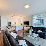 Flat Neptunus - Amazing Seaview In
