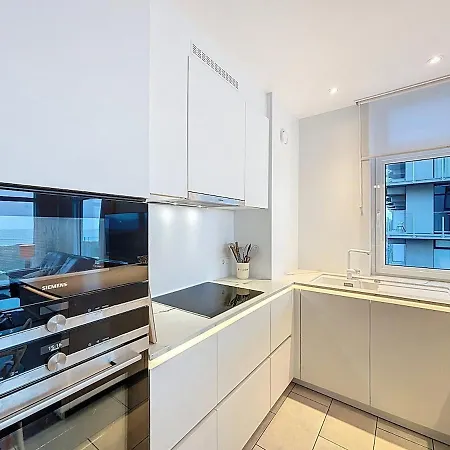 Flat Neptunus - Amazing Seaview In